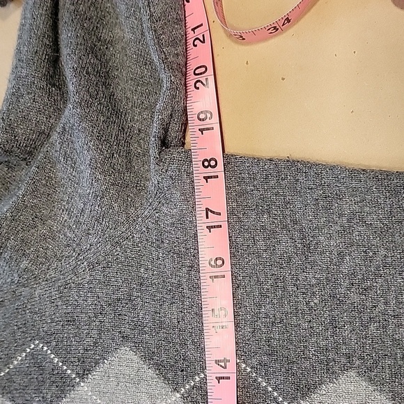 Apt. 9 Size M 100% Cashmere Purple, Gray & Black Argyle Cardigan Sweater - Picture 7 of 10